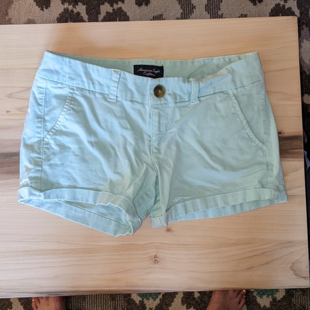 American Eagle Outfitters Stretch Turquoise Shorts Size 4